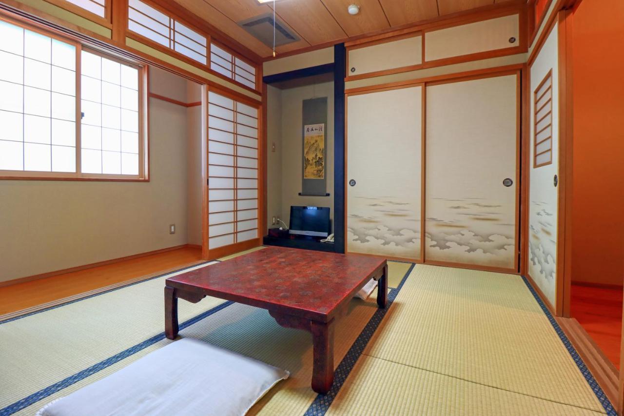 Kobori 3*